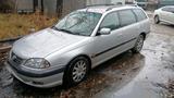 Toyota Avensis 1.6 vvti kein rost  mit cli... - Toyota Avensis aus 2004: Kombi