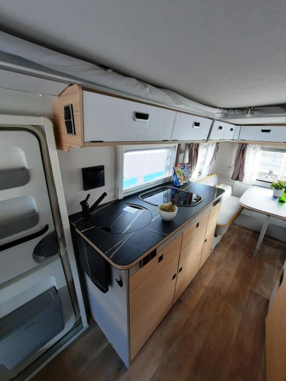 Fahrzeugabbildung HYMER / ERIBA / HYMERCAR Touring 560 Verfüg./Sparen Sie 4.725,- €