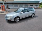 Volkswagen Passat Variant Trendline - Volkswagen Passat Variant aus 2005