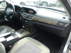Fahrzeugabbildung Mercedes-Benz E 250 CDI ELEGANCE AT *XEN*KLIMA*GRA*SITZHZG*