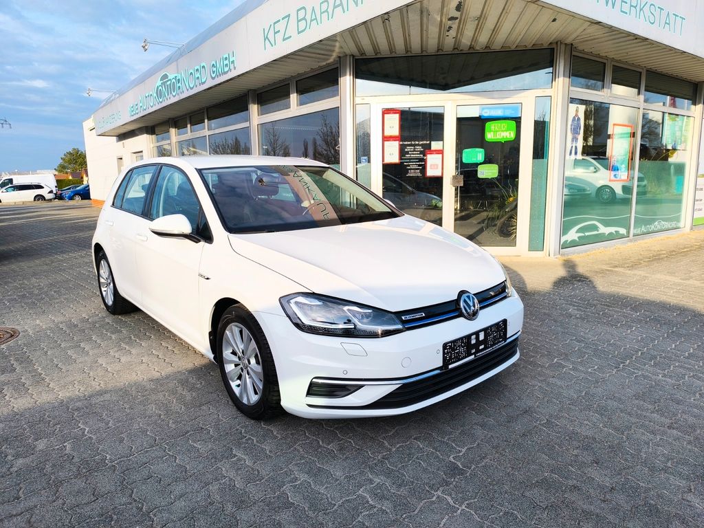 Image of Volkswagen Golf