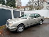 Mercedes-Benz Mercedes W210 e240 Elegance - Mercedes-Benz E 240 w210 Gebrauchtwagen