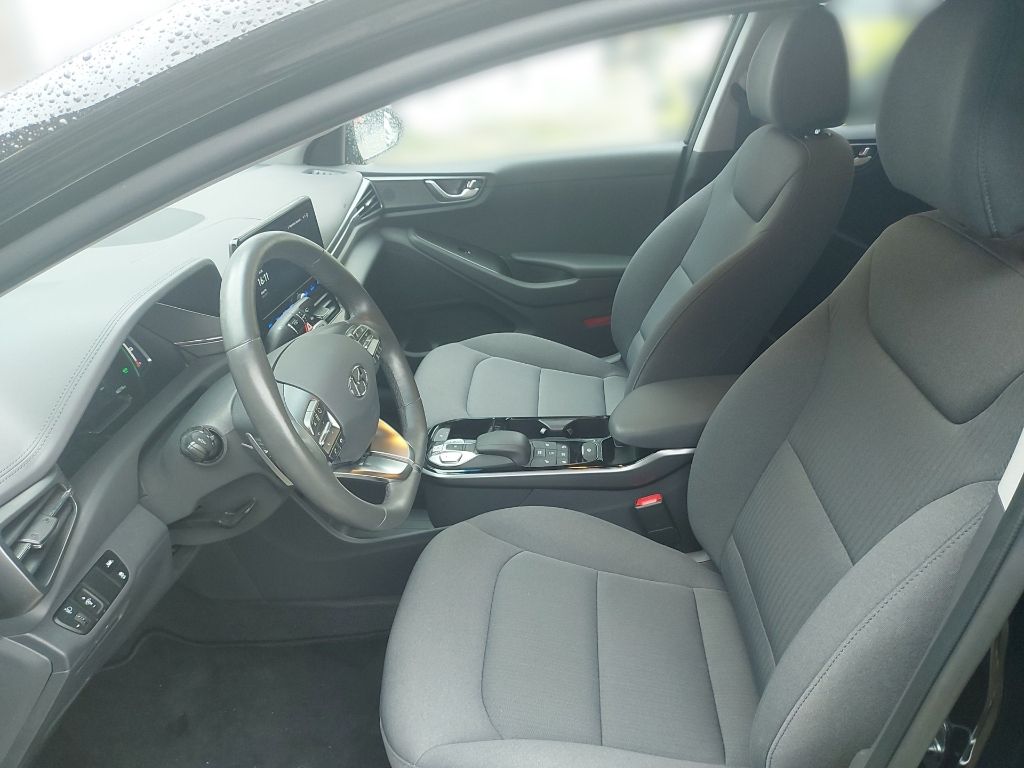 Fahrzeugabbildung Hyundai IONIQ Elektro Style 38 kWh