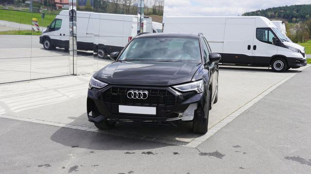 Audi Q3 40 2.0 TFSI quattro S-Line Panorama