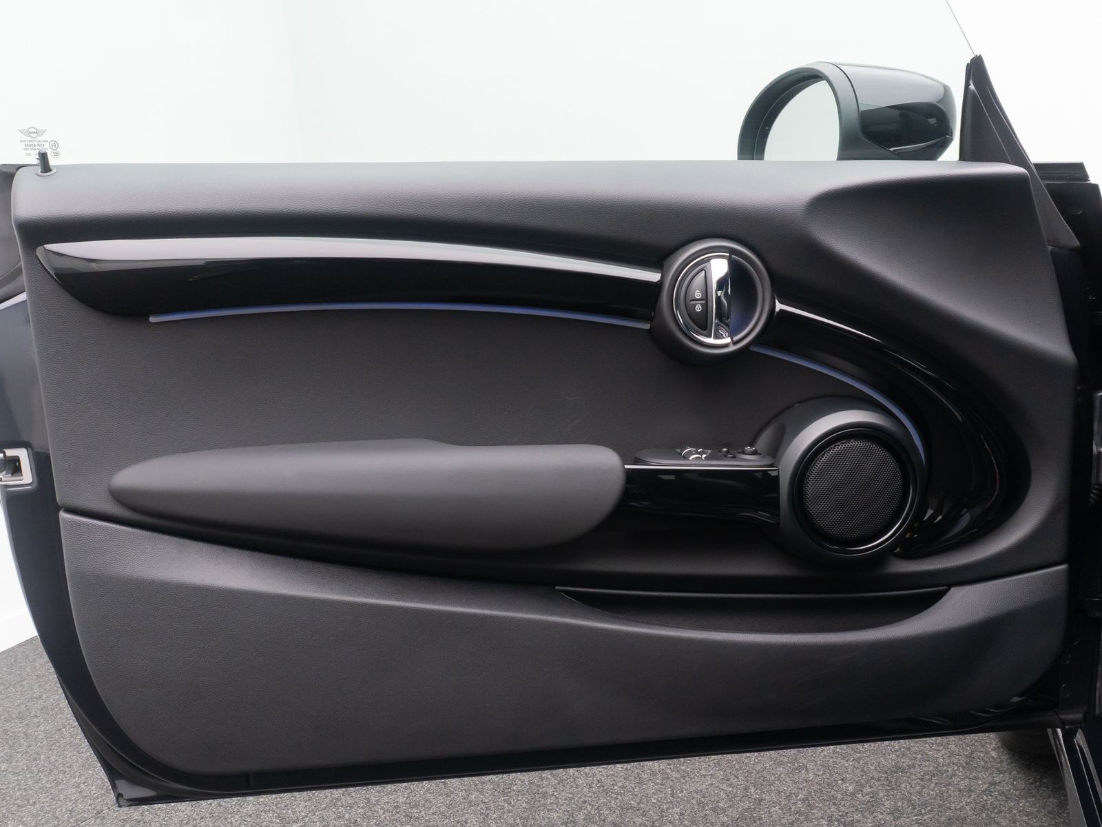 Fahrzeugabbildung MINI John Cooper Works HUD Kamera ACC Sportsitz Komfo