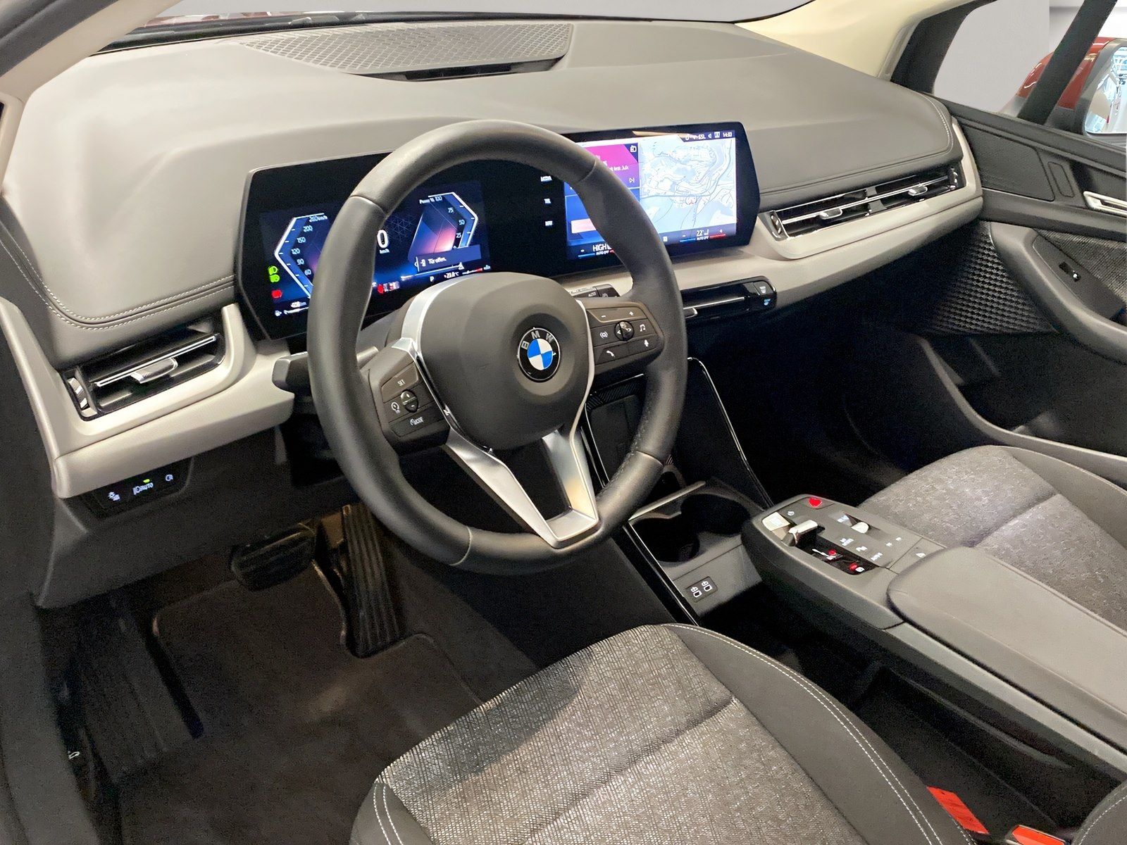 BMW 220 Active Tourer - Bild 4