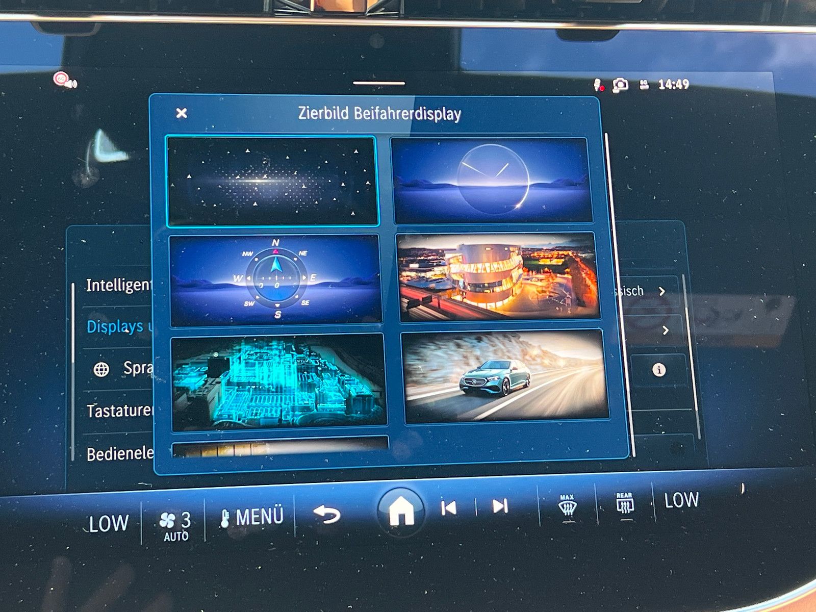 Fahrzeugabbildung Mercedes-Benz E 200 AMG LINE PREMIUM PANO SUPERSCREEN NAPPA