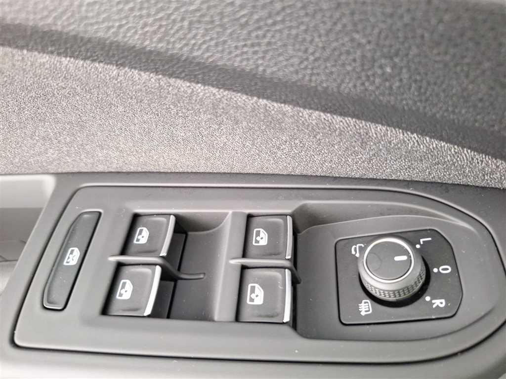 Volkswagen Golf Variant Life 1.5 TSI Navi Technik-Paket AHK, миниатюра 15