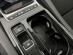 JAGUAR F-PACE R-Sport 4x4 PANO/ MERIVAN /1.HD / 81.tKM JAGUAR F-PACE R-Sport 4x4 PANO/ MERIVAN /1.HD / 81.tKM