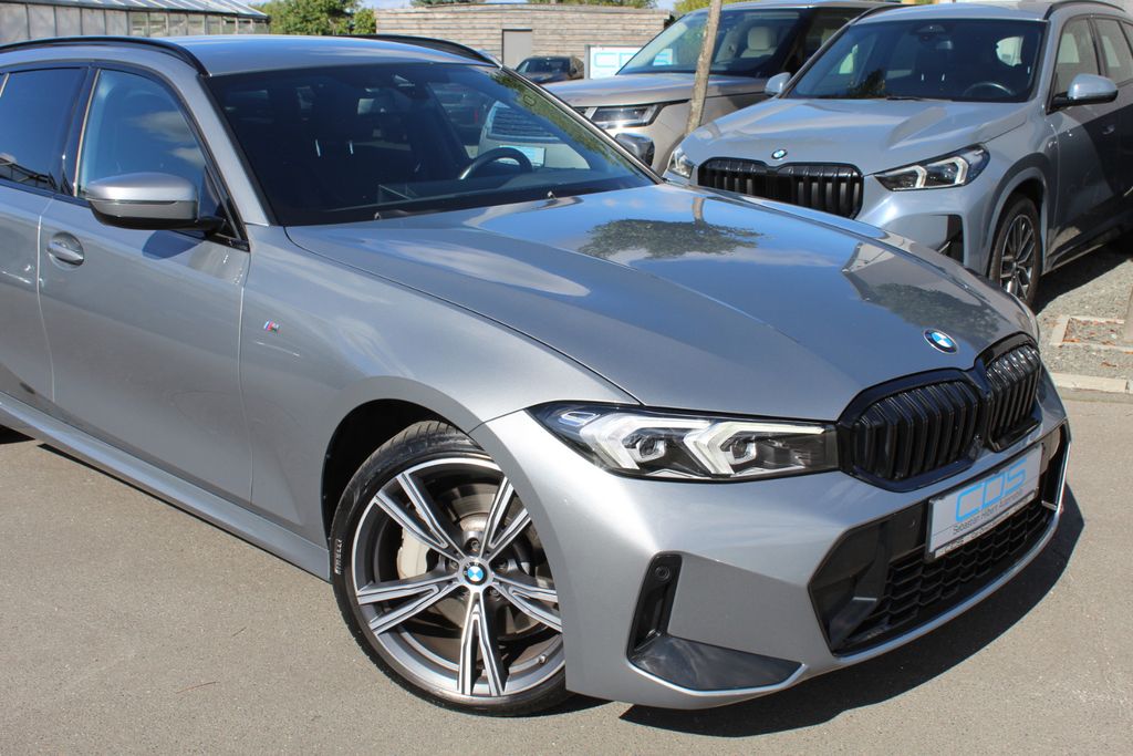 Image of BMW 330