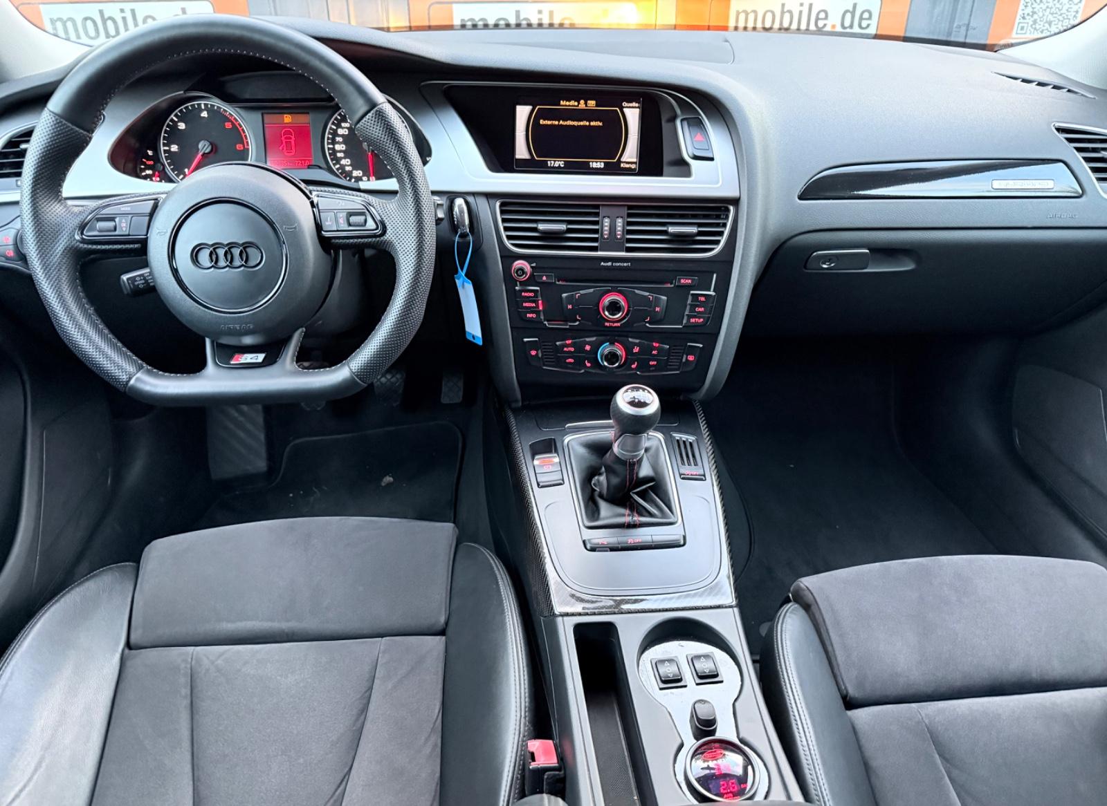 Audi Quattro 2011 — photo 8