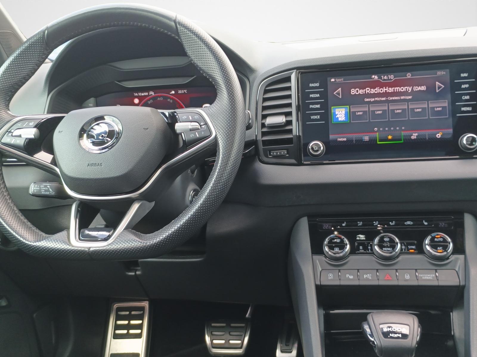 Skoda Karoq 2.0 TDI DSG 4x4 Sportline  Panodach AHK St