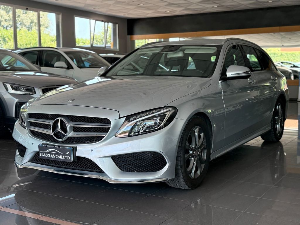 Image of Mercedes-Benz C 220