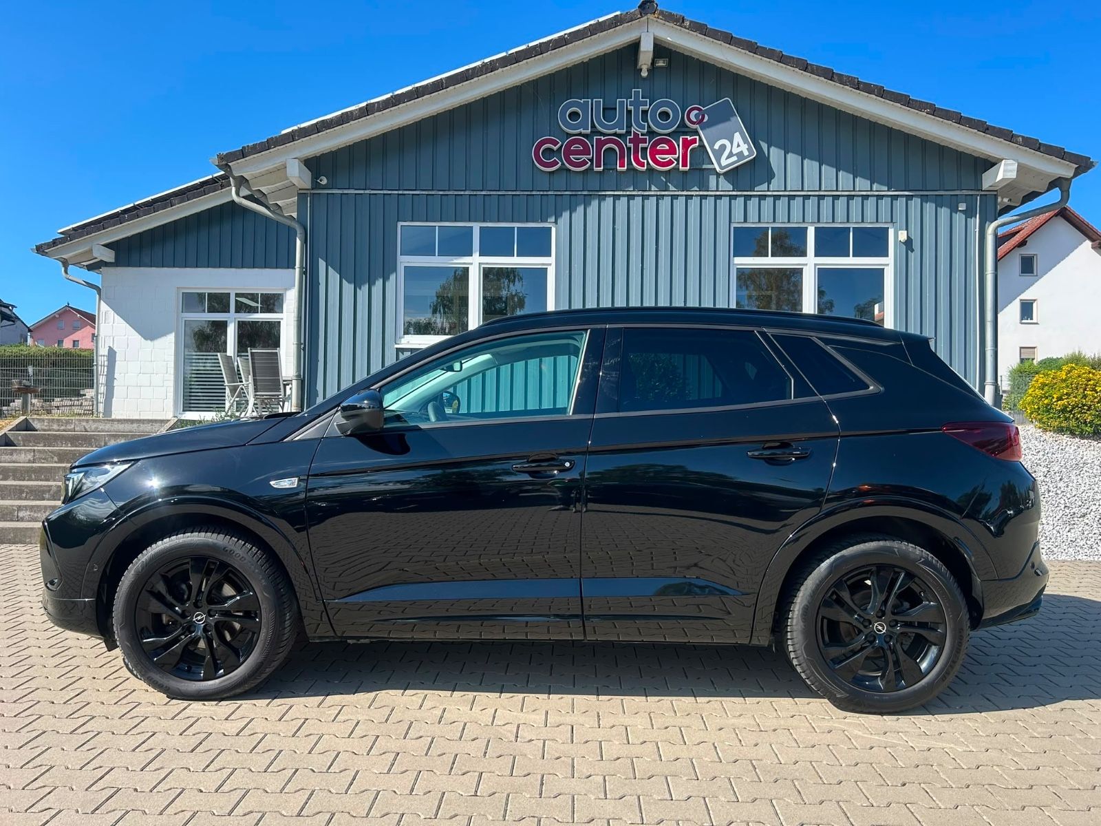 Fahrzeugabbildung Opel Grandland X°GS Line°Kamera°LED°Winterpaket°Navi°