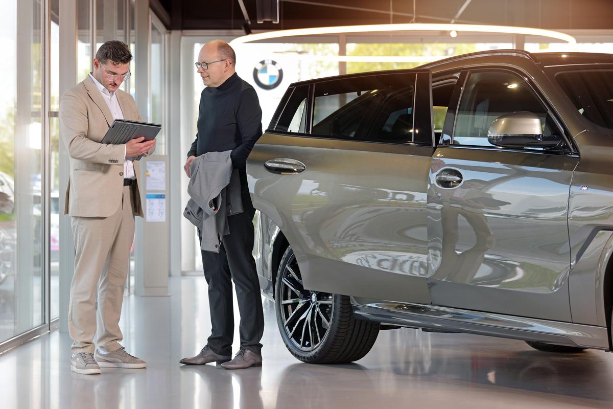 showroom-image-main