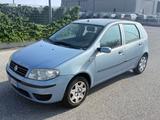 Fiat Punto 1.2 5 porte Dynamic - Fiat Punto mit Benzin-Antrieb: Dynamic