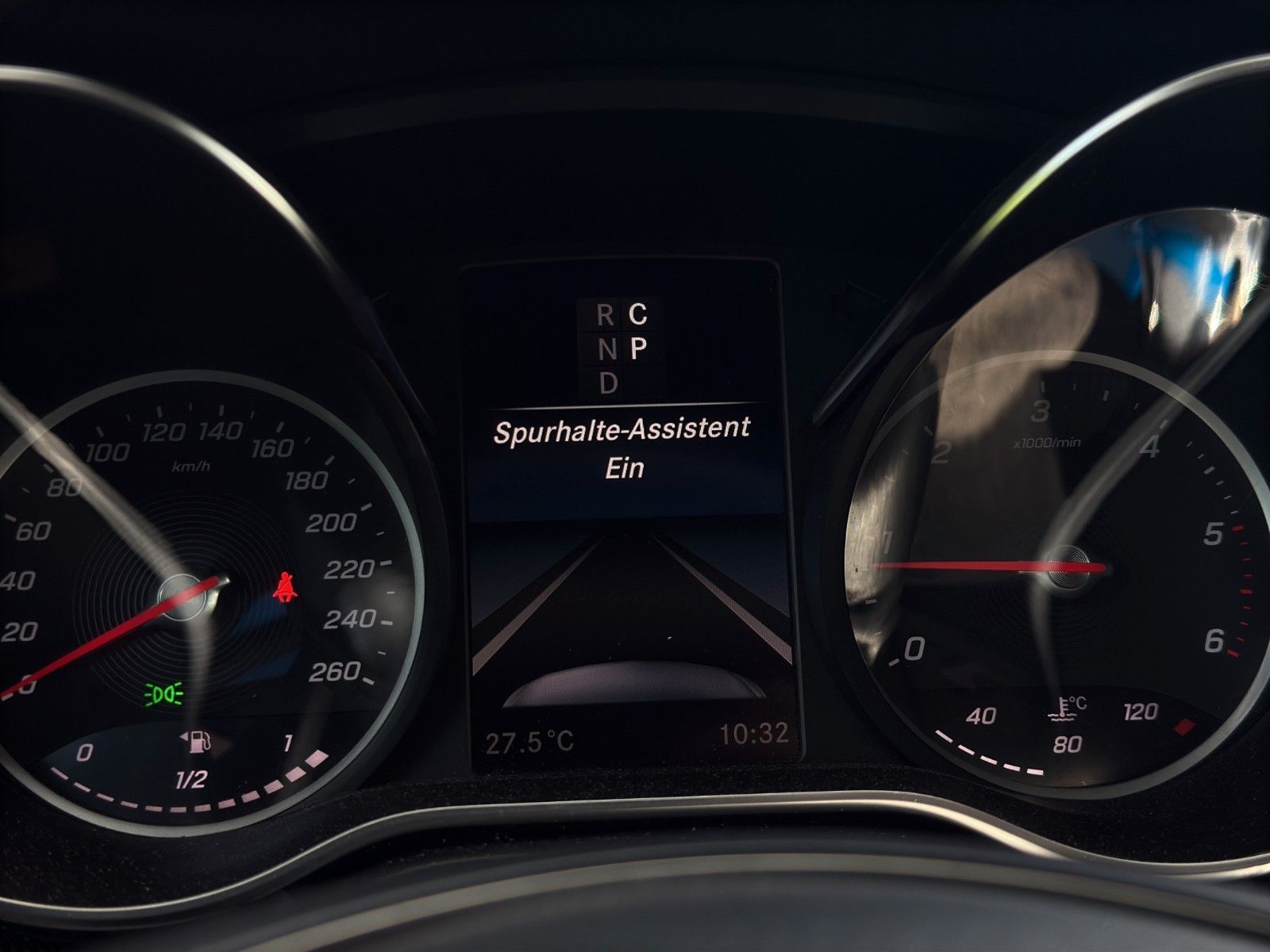 Fahrzeugabbildung Mercedes-Benz V 250*Kamera*3-Zonen*LED*Spurhalteass*Tempo*SHZ*