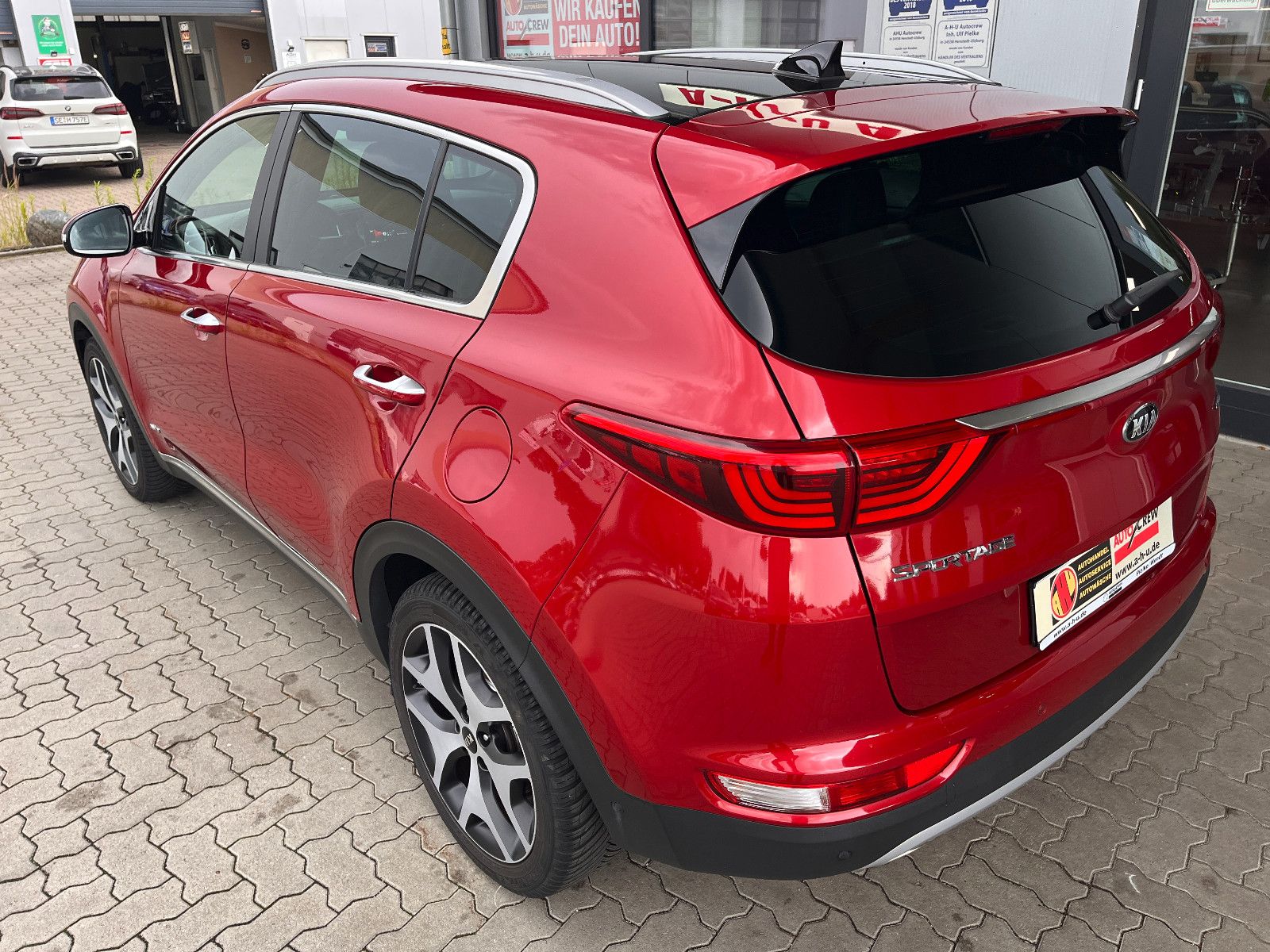 Fahrzeugabbildung Kia Sportage GT-Line 4WD 2.0 CRDI Automatik