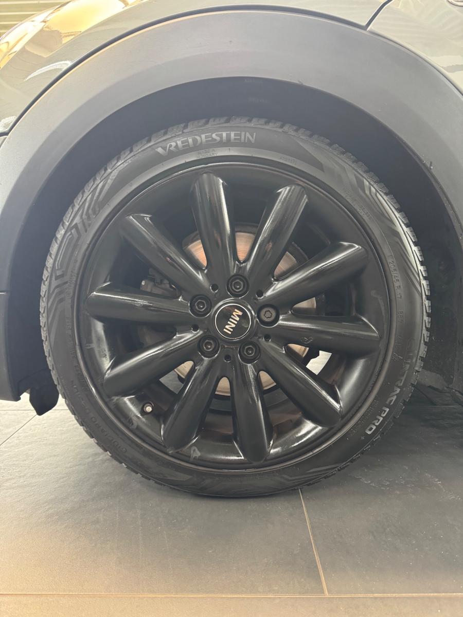 MINI COOPER Mini 3-trg. 1.5 *Shzg.*Klima*Pano*