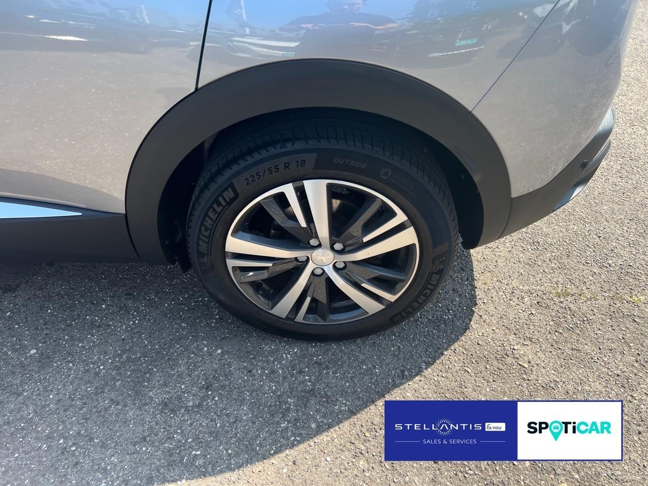 Peugeot 3008 Allure PT 130 EAT8 Sitzheiz ACC Kamera Carp