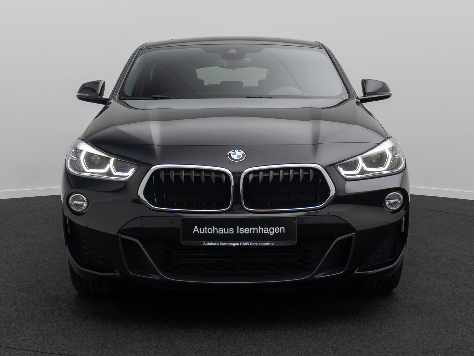 Fahrzeugabbildung BMW X2 sD20i M Sport Kamera HUD Panorama Alarm 20"