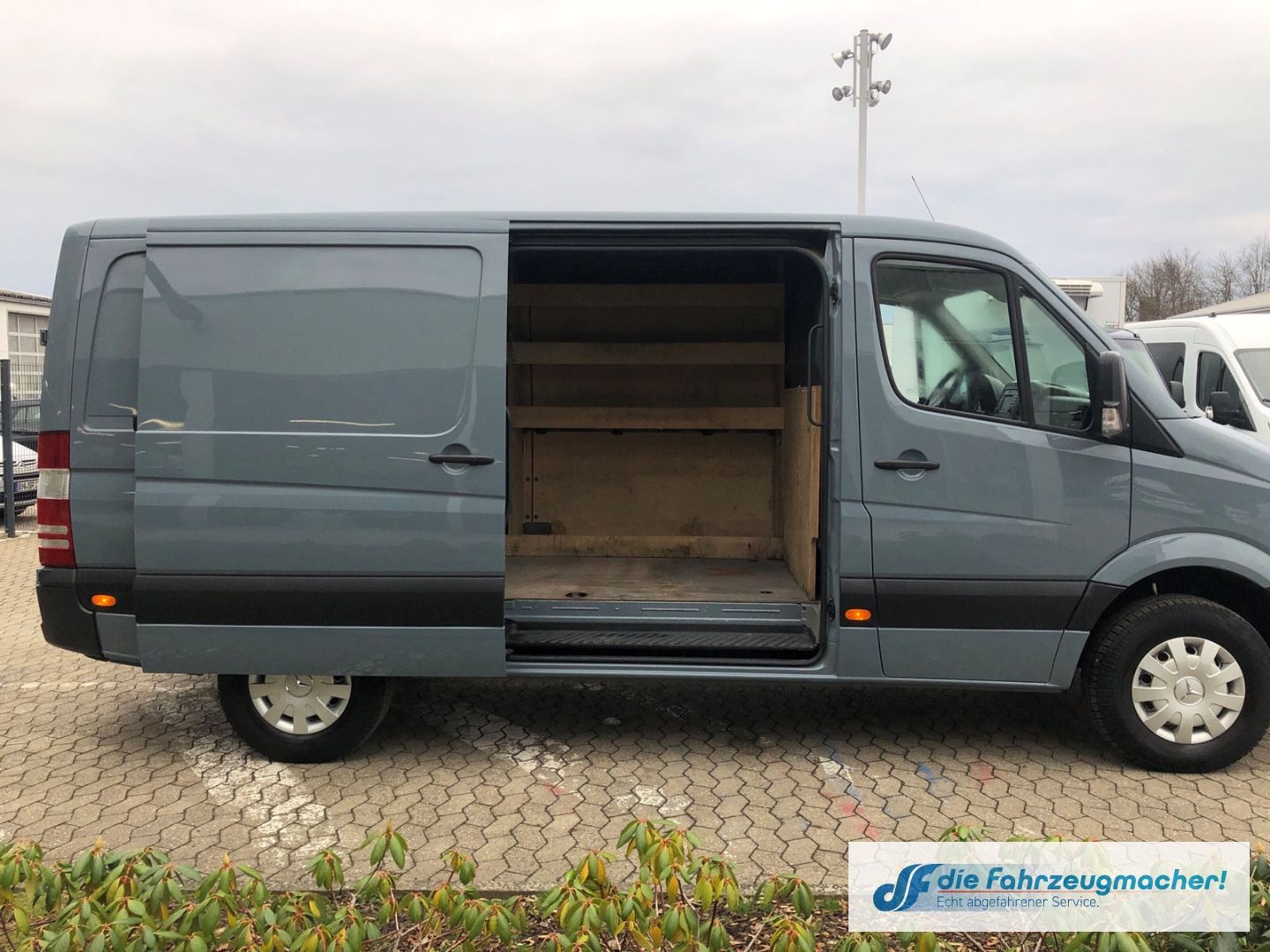 Fahrzeugabbildung Mercedes-Benz Sprinter Kasten L2H1 216CDI AHK SHZ Automatik Te