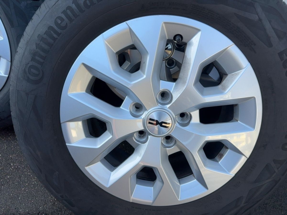 Fahrzeugabbildung Dacia Duster Expression TCe 130