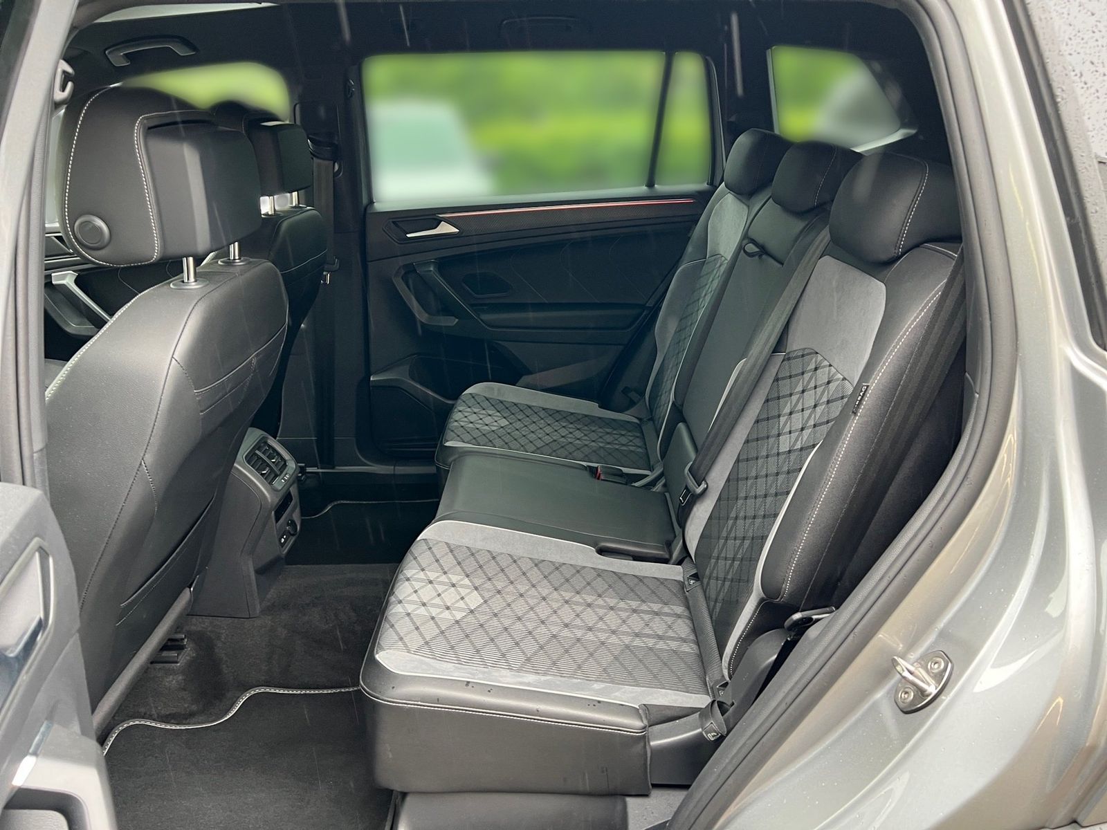 Volkswagen Tiguan Allspace R-Line 4Motion *AHK*360° CAM*BLA foto 9