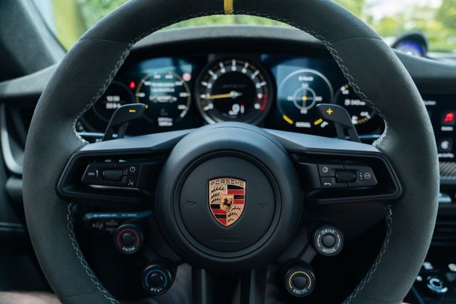 Porsche 992 GT3 RS/ WEISSACH/ CLUBSPORT/ BOSE/ LIFT