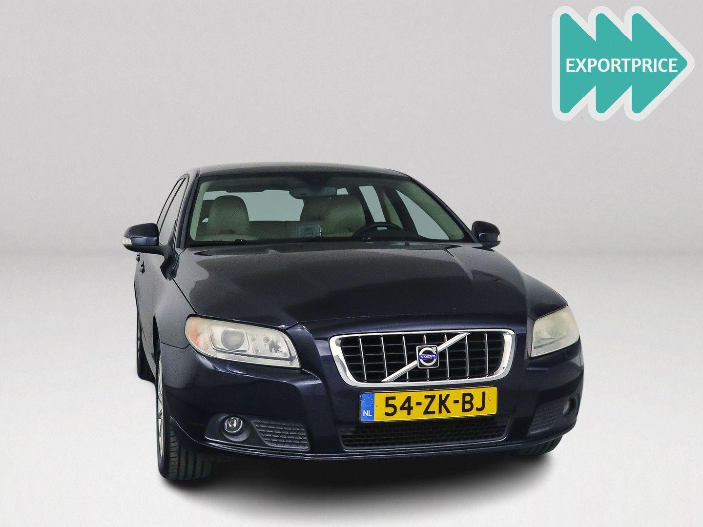 Volvo V70 2008 — photo 8