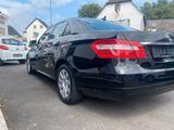 Mercedes-Benz E 200 E -Klasse Lim. E 200 CDI BlueEfficiency - Mercedes-Benz E 200: Limousine, Cdi Blueefficiency