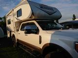 Tischer Lance 865 / 8/ 7' Klima el. Stützen Lance Premiu - Tischer Wohnwagen & Wohnmobile