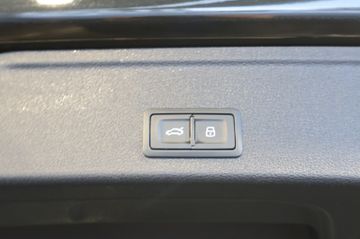 Audi A4 Avant 35 TFSI CARPLAY+KEY+LED+LANE+17"
