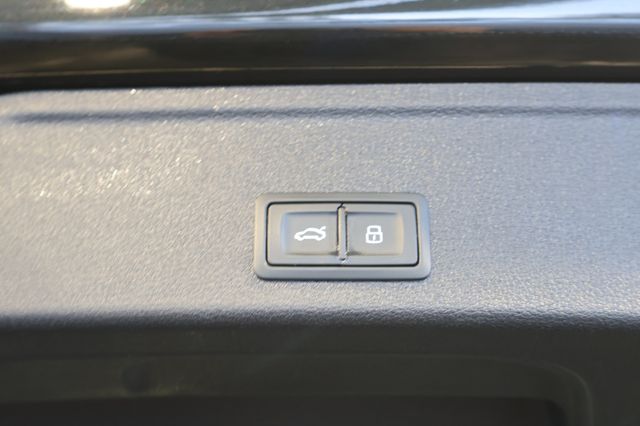 Audi A4 Avant 35 TFSI CARPLAY+KEY+LED+LANE+17"