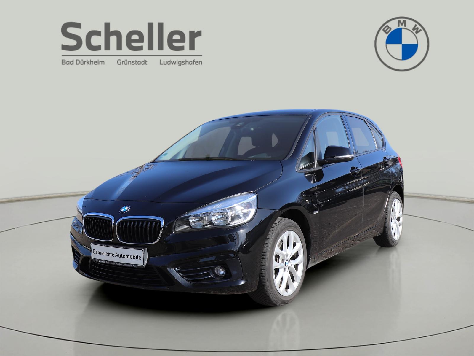BMW 220i Active Tourer Sport Line *Verkauf nur an Hä