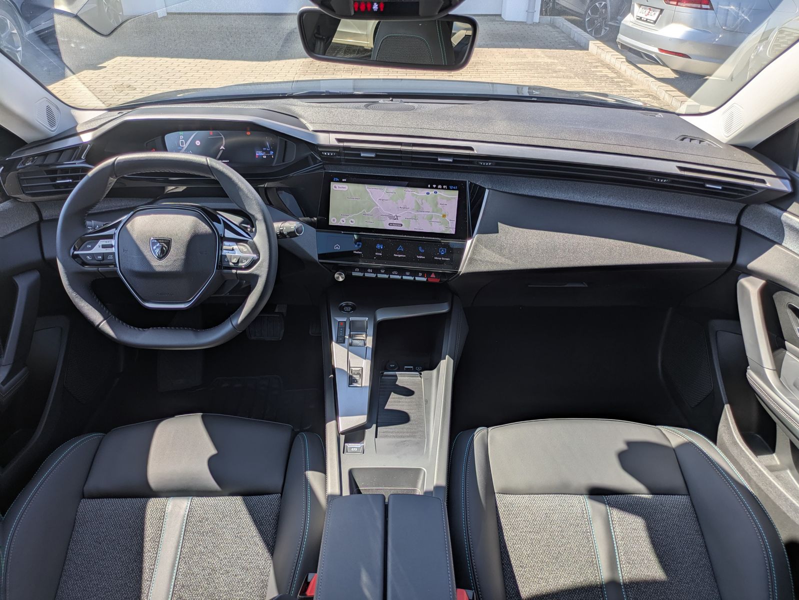 Fahrzeugabbildung Peugeot 308 Allure 1.2 AHK*360°KAMERA*ACC*LED*GARANTIE