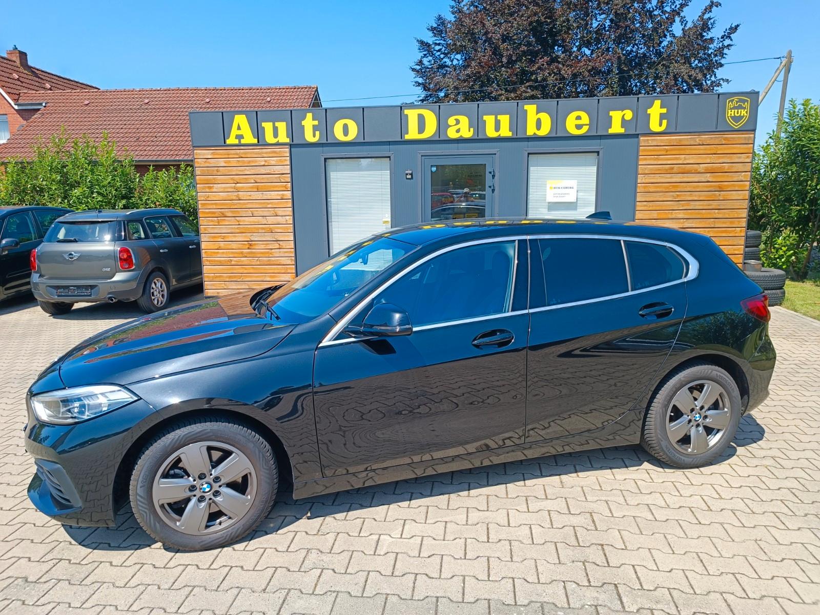 BMW 118i Aut+Navi+Tempo+Klima+Digital Tacho++M&S+