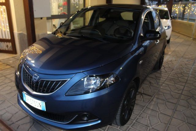 Lancia LANCIA Ypsilon 1.0 FireFly 5 porte S&S Hybrid Ec