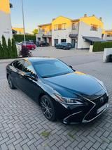 Lexus ES 300 300h Limited edition