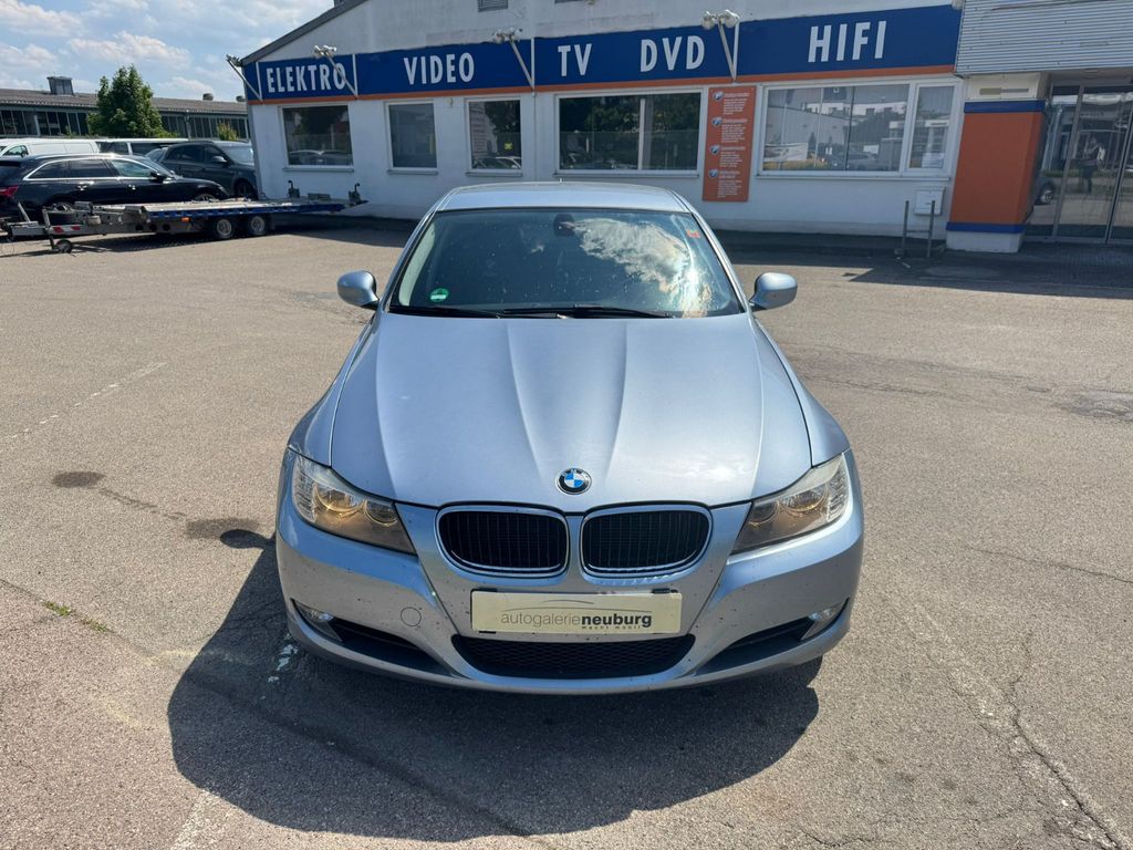 BMW 318 1