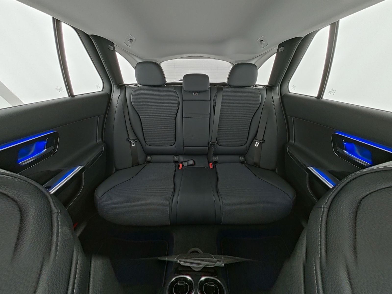 Mercedes-Benz C 200 - Bild 18