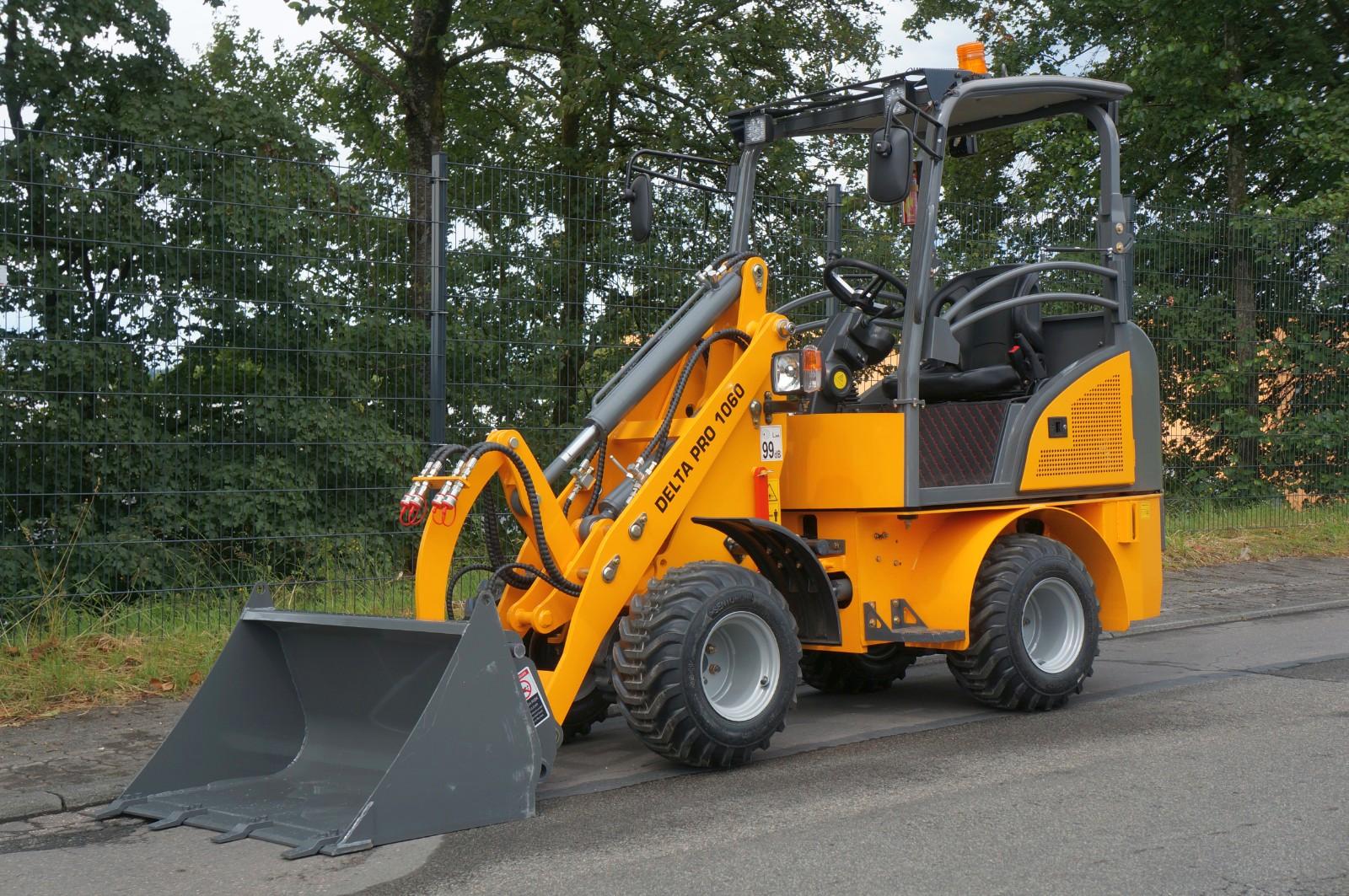 Andere Delta Pro 1060 mit Kubota Diesel & Euro-Aufnahme