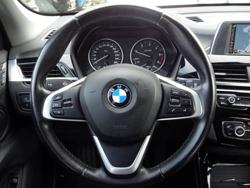 Fahrzeugabbildung BMW X1  xDrive20d  xLine /Navi/8xbereift/Kamera