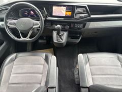 Fahrzeugabbildung Volkswagen T6.1 Transporter Multivan 4MOTION Highline-NP91