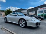 Porsche 911 Carrera 4 S Coupe - Porsche: Silber, 911