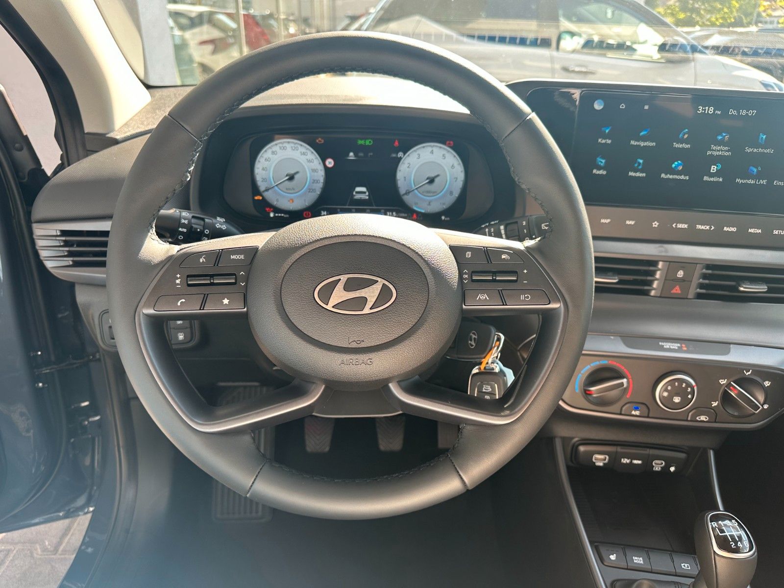 Fahrzeugabbildung Hyundai i20 Trend 1.0l 100PS Navi/SHZ!