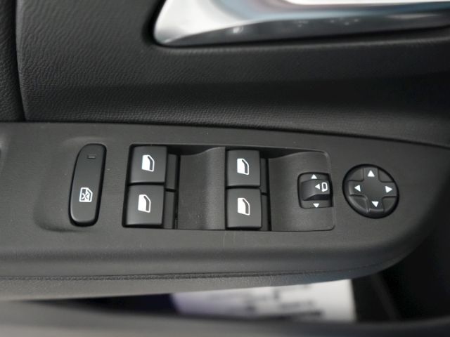 Corsa F ELEGANCE+LED+SITZ-/LENKRADHEIZUNG+PARKPI