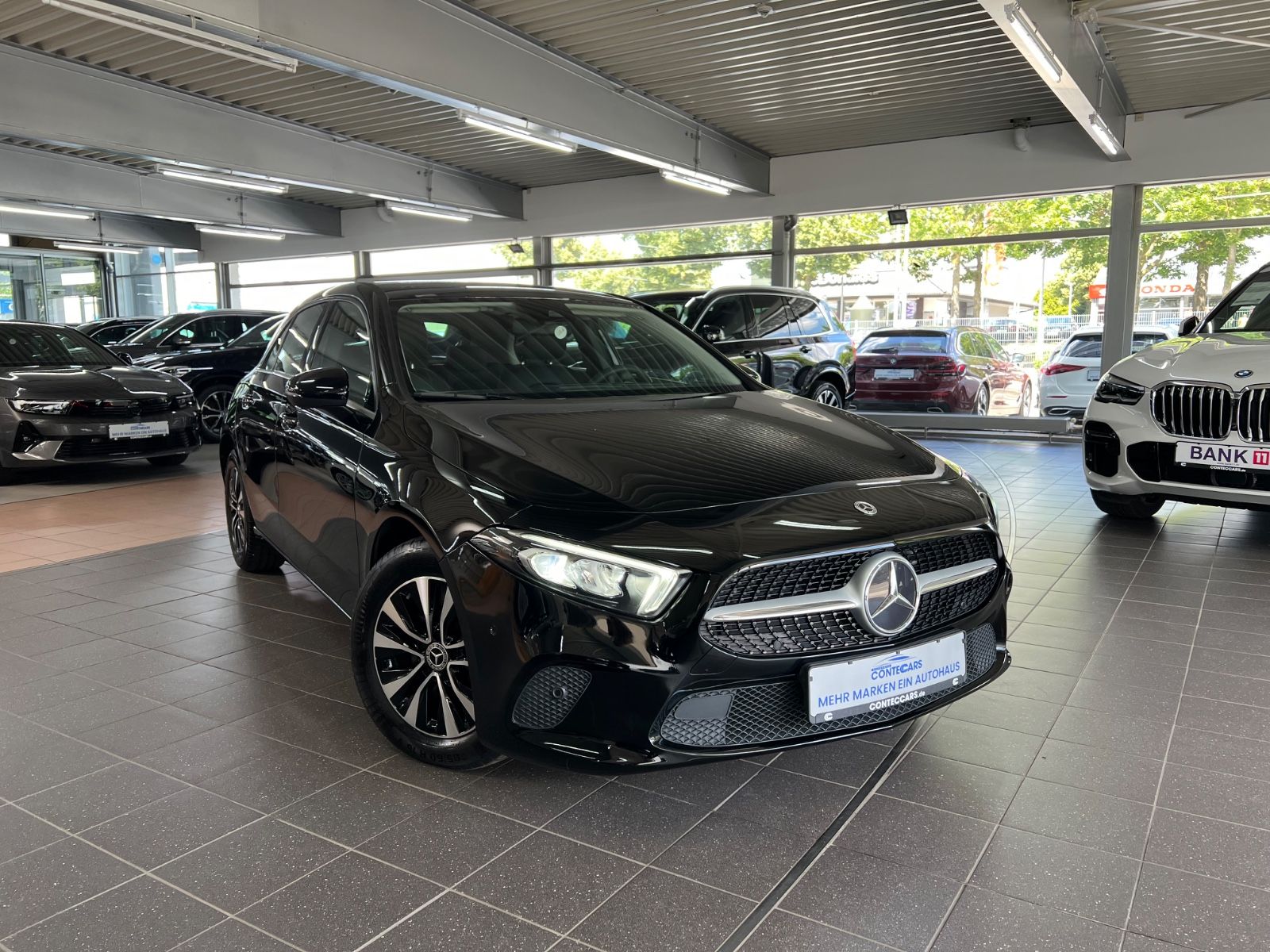 MERCEDES-BENZ A 180 d LED HIGH+Sitz Komfort+Park Paket uvm.