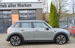 MINI Mini 1.5 Cooper 5-trg. 2.Hd Navi Leder Automatik MINI Mini 1.5 Cooper 5-trg. 2.Hd Navi Leder Automatik