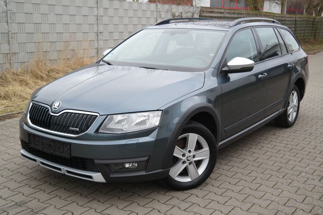 Skoda Octavia Combi Scout 4x4/Navi/DSG/Tüv 04.2025